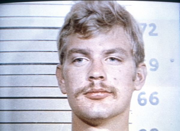 Jeffrey Dahmer's mugshot