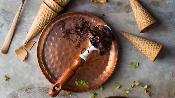 Chocolate ice cream dessert bliss!