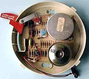 Smoke detector - Wikipedia