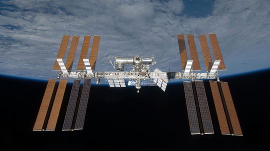 How the International Space Station Works