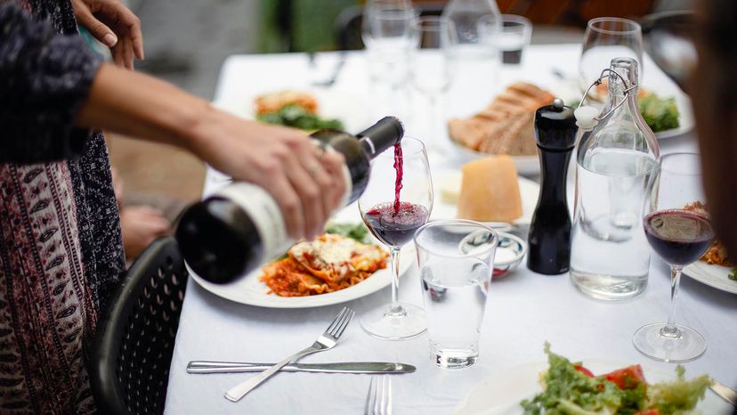 lasagna table setting