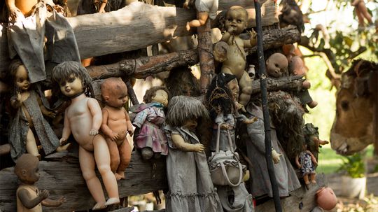 Shhh! Don't Wake the Creepy Dollies on La Isla de las Muñecas