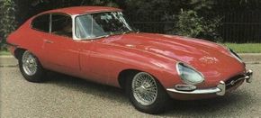Magazine road testers reported cruising at 155 mphin a Jaguar XKE coupe, impressively fast today,and astounding in the early 1960s.