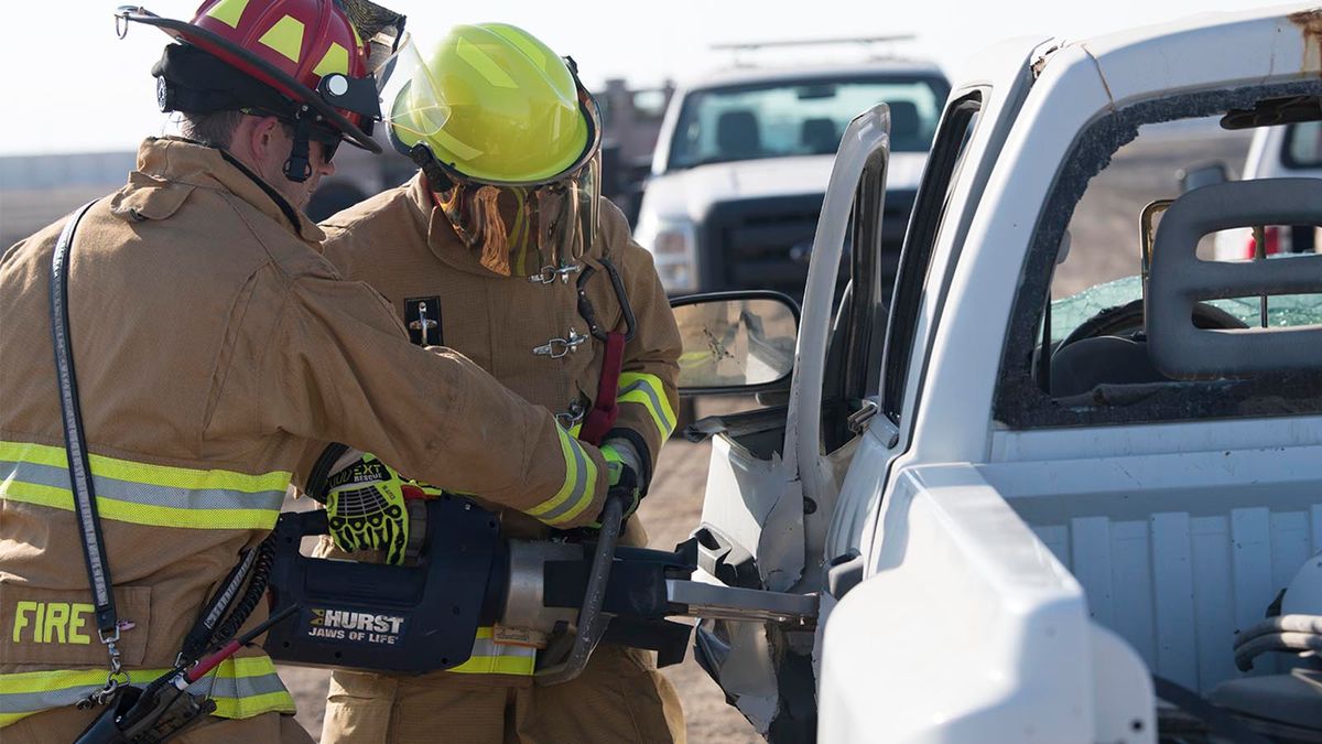 How The Jaws Of Life Work Howstuffworks