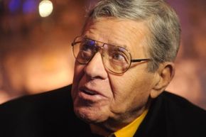 Jerry Lewis is a talented and revered actor, but he's capable of failure like any one else. His unreleased film 'The Day the Clown Dried' might be a testament to that fact. 