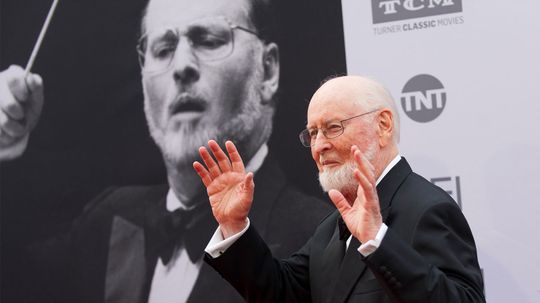 约翰·威廉姆斯（John Williams）如何制作这么多难忘的电影分数“border=