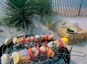 Extreme Grilling Image Gallery Sometimes kabobs spin on a single skewer -- so why not use two instead? See more extreme grilling pictures.