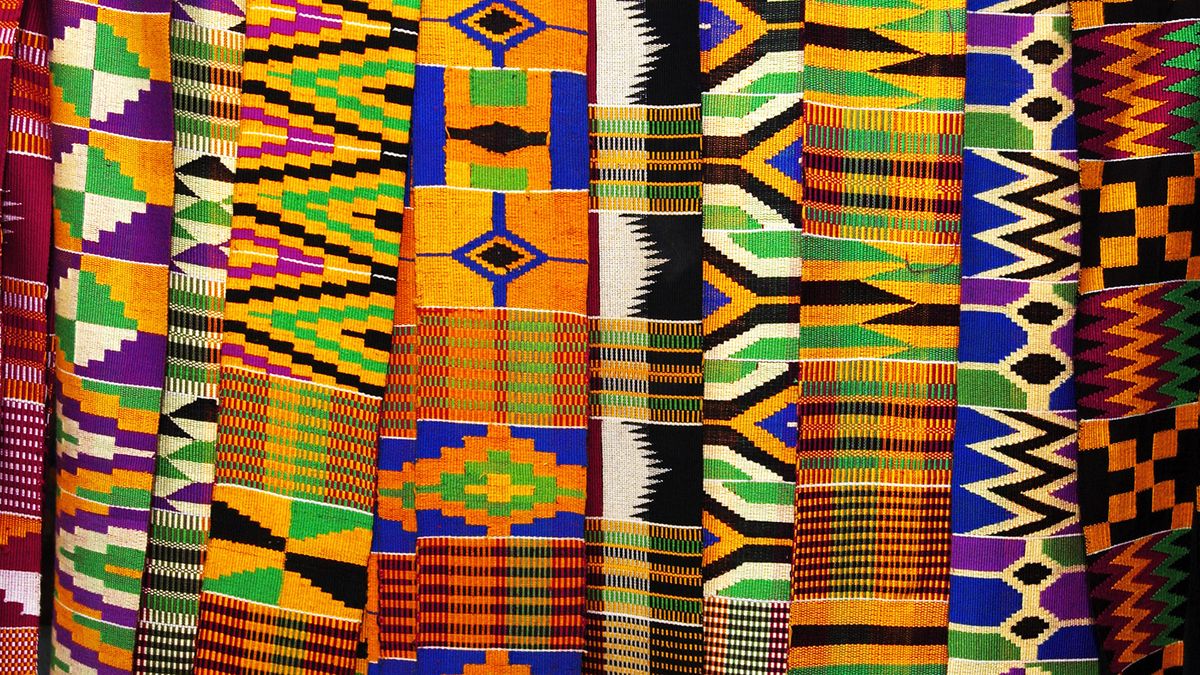 Kente cloth (Asante and Ewe peoples) (article)