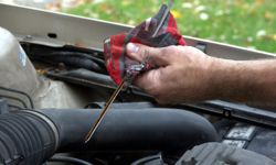 With advances in engine performance and design, plus the advances in engine oil technology, most cars can now go farther between oil changes. But how far?