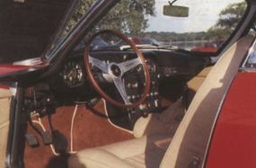 The interior remained similar across the Lamborghini GT line, with both the 350 and 400 featuring a 3-spoke steering wheel and a formidable instrument panel.