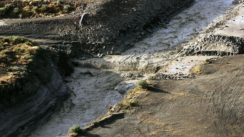 volcano mudslide