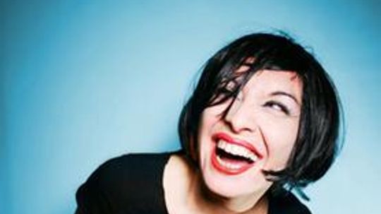 8 Ways Laughter Can Help You Naturally Improve Your Health and Lose Weight