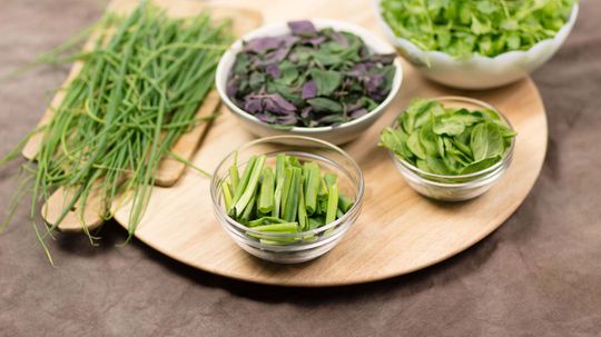 What is a Lazy Susan? The History Behind the Tray, and its Name