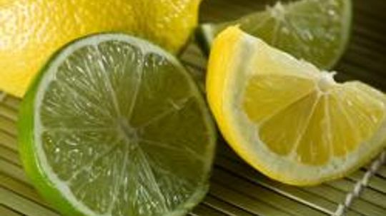 What are some citrus allergy symptoms?