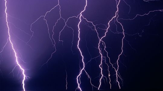 How Lightning Works