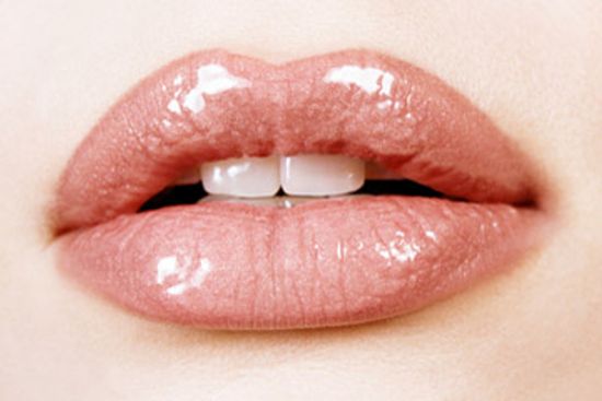 为什么丰唇蜜斯汀?”class=