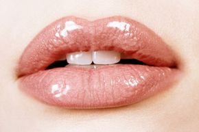 Are lip plumpers the only way to get poutier lips?