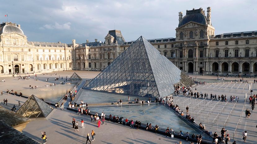 louvre pyramid interior