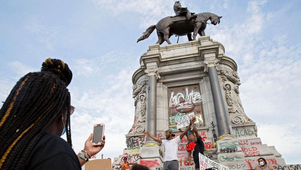 Famous place tourists admire diverse cultures' architecture.