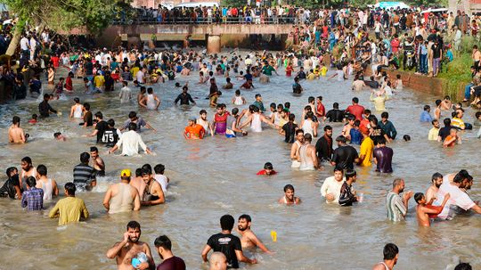 Scorching Heat in Pakistan May Have Set a World Record