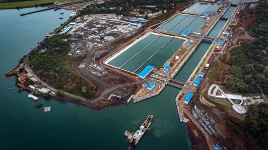 How the Panama Canal Makes Water Flow Uphill