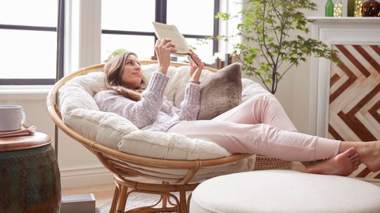 How the Papasan Chair Wound up in Everyone's First Apartment