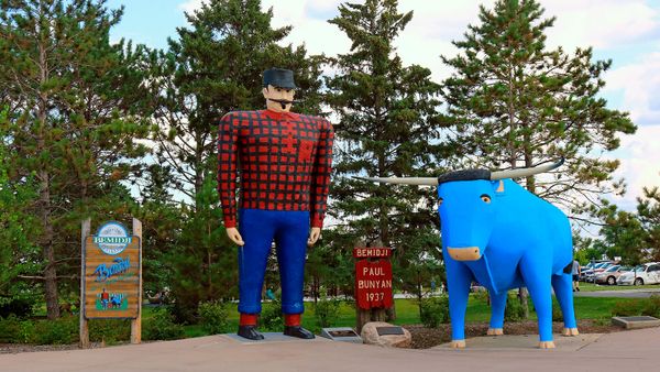 Paul Bunyan and Babe the Blue Ox