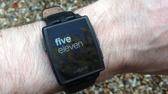 How the Pebble Watch Works