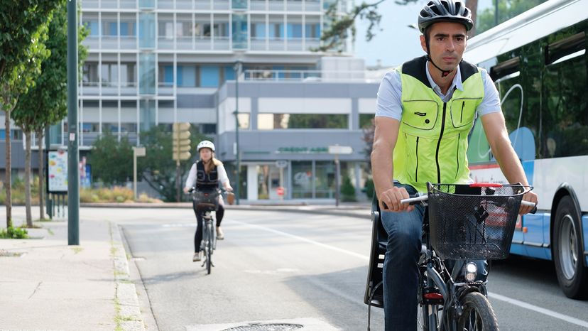 wearable air bag vest