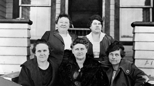 The 'Petticoat Rulers' Ran a Wyoming Frontier Town in the 1920s