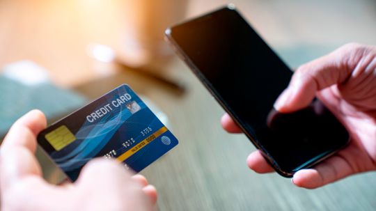 Can you use a cell phone as a credit card?