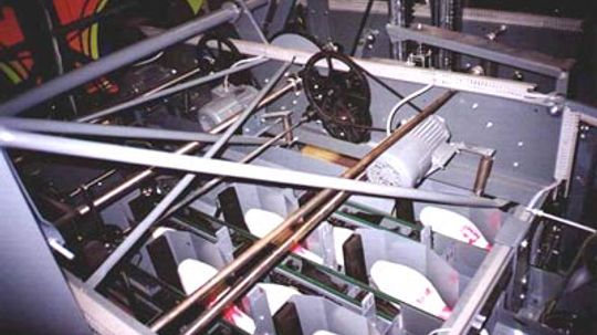 How Bowling Pinsetters Work