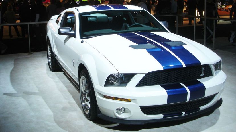 2006 Ford Mustang crop