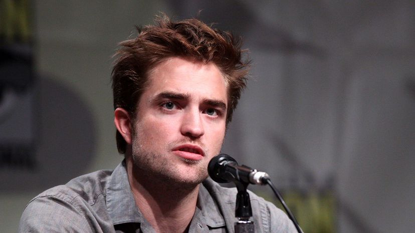 16 Robert Pattinson