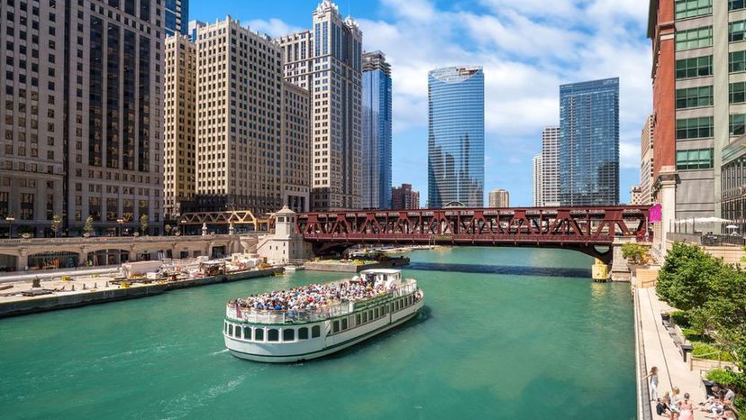 35 Things Only True Chicagoans Know