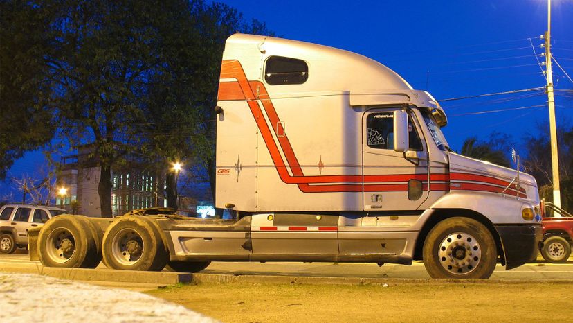 Freightliner Century Class