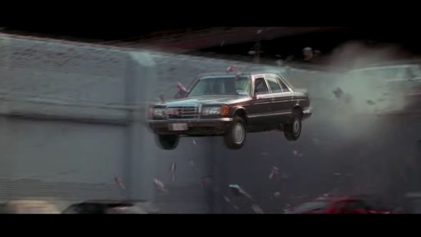 Die Hard with a Vengeance -- Mercedes Benz 560 SEL  