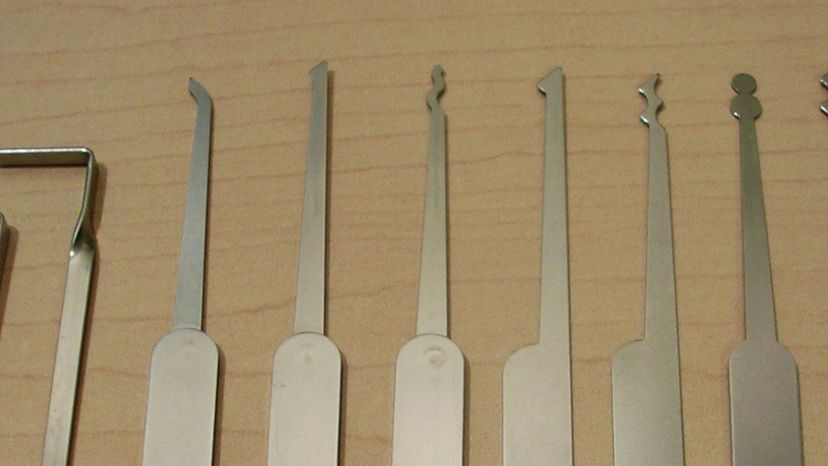 Hook and pick set