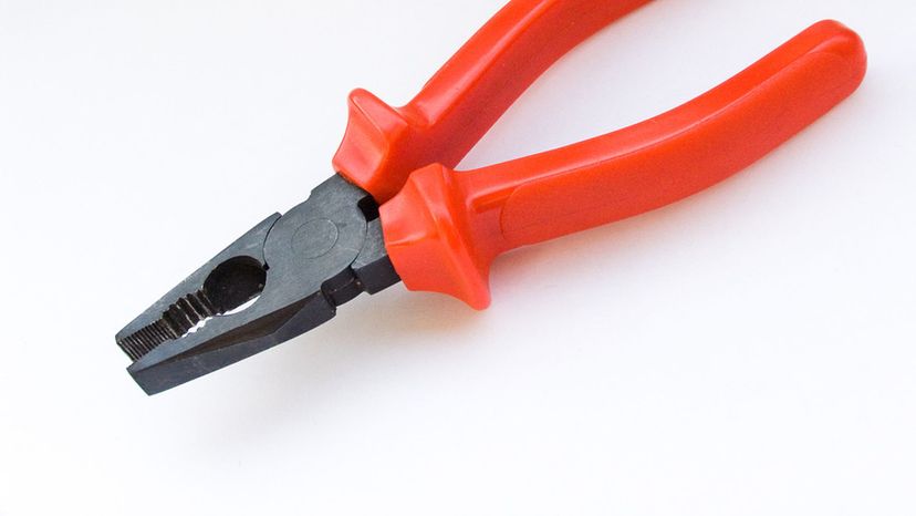 linesman pliers