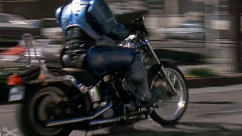 Harley-Davidson FXSTC Softail Custom Movie RoboCop 2 (1990)