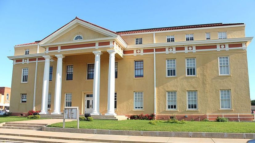Cass County Courthouse in Linden, Texas