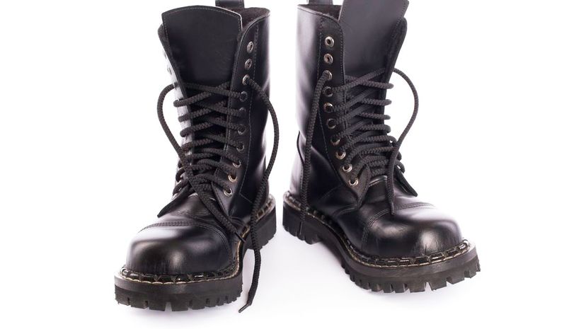 11 doc martens