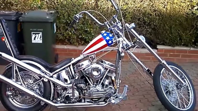Captain America chopper, custom Harley-Davidson Hydra Glide Movie Easy Rider (1969)