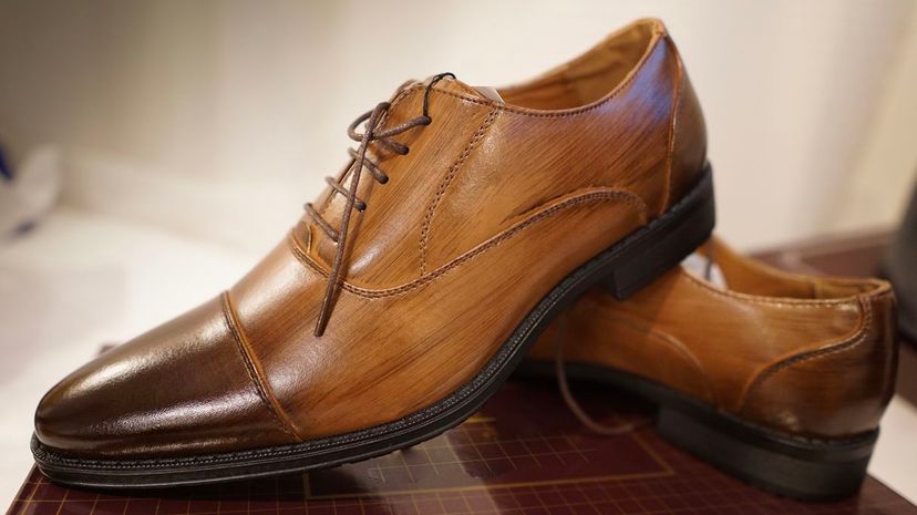 24 oxford shoes