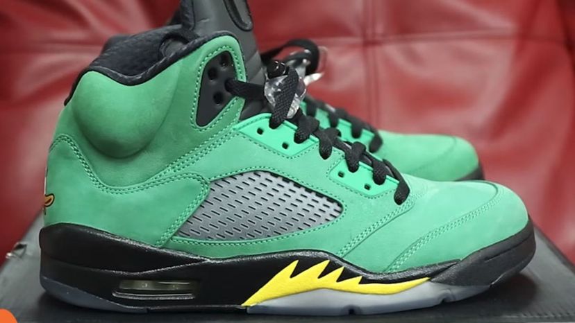 Air Jordan 5 Oregon Ducks