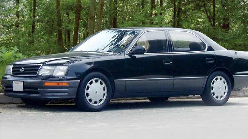 Lexus LS 400