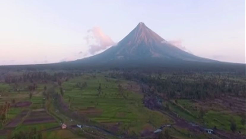 Mount-Mayon
