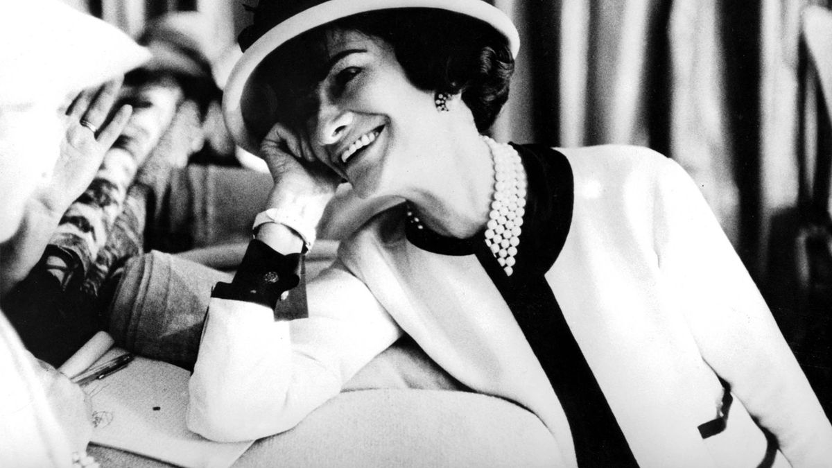 Coco Chanel: The Legand and the Life – HOT TOPICS INSIDER