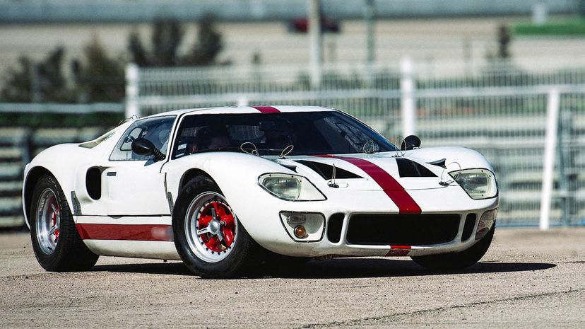 4-Ford GT40