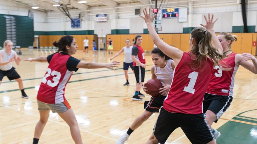 20 - basketball defense women